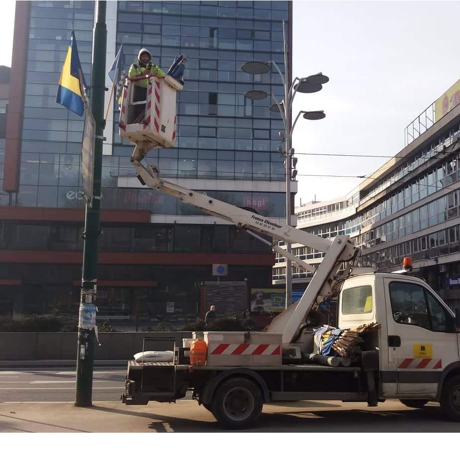 Stotine zastava na ulicama Sarajeva u povodu Dana nezavisnosti BiH