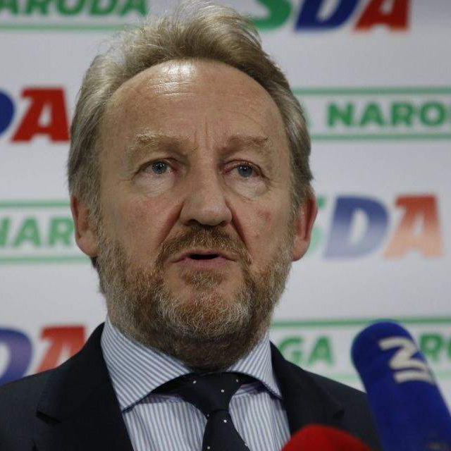 Izetbegović još uvijek traži partnere za vlast, sjednica Predsjedništva 28. marta