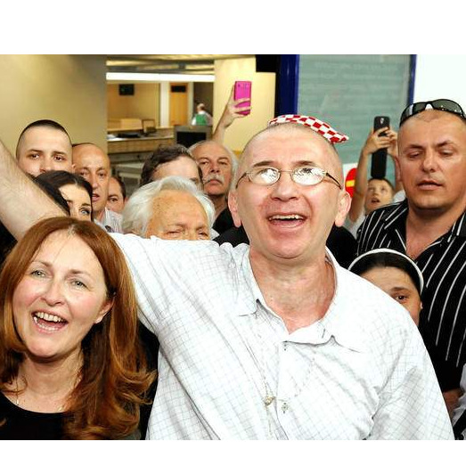 Studenti prekinuli Kordićevo predavanje u Zagrebu: Ti si zločinac!