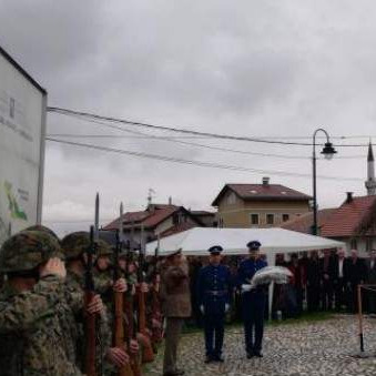  'Jedina legalna vojna snaga koja je odbranila državu' 