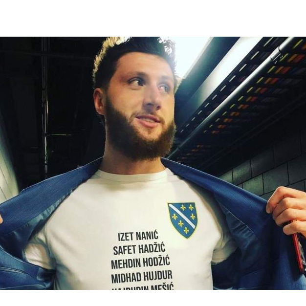 Jusuf Nurkić razbjesnio srbijanske medije: Nosio majicu sa imenima devet heroja A RBiH