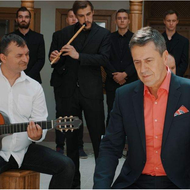 Enes Begović i Omladinski hor iz Zenice snimili kasidu "27. noć"