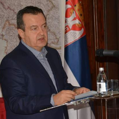 Zyberaj: Ako uđe na Kosovo, hapsimo Dačića