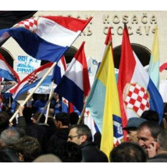 Jedan od najboljih nastavnika u RH dobio je opomenu pred otkaz zbog Facebook statusa