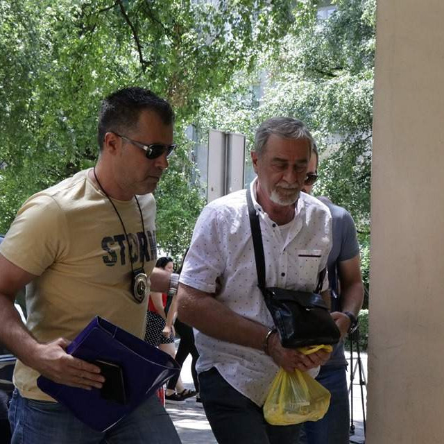 Uhapšeni ljekari i medicinska sestra predati Tužilaštvu KS