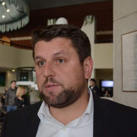Duraković: U septembru poziv probosanskim strankama na dogovor o djelovanju u RS