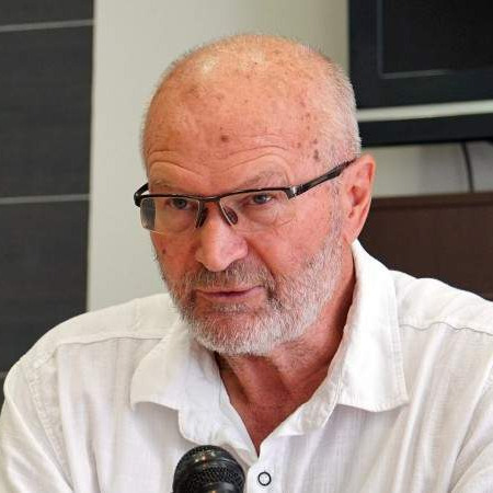 Jahić: ANUBiH je najodgovornija da govori o jeziku, a ona šuti