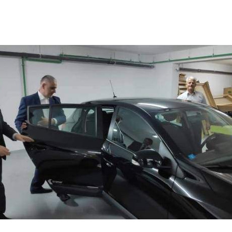 Ef. Kavazović privatnim automobilom krenuo u prezentaciju programa za reisu-l-ulemu
