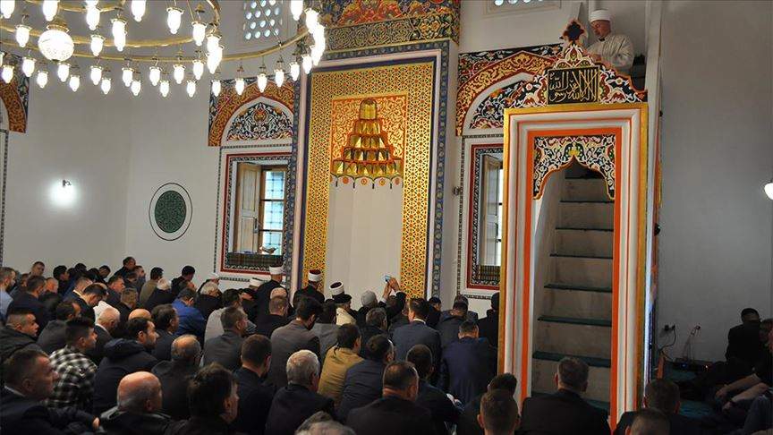 Bajram-namaz klanjan u obnovljenoj džamiji Aladža u Foči