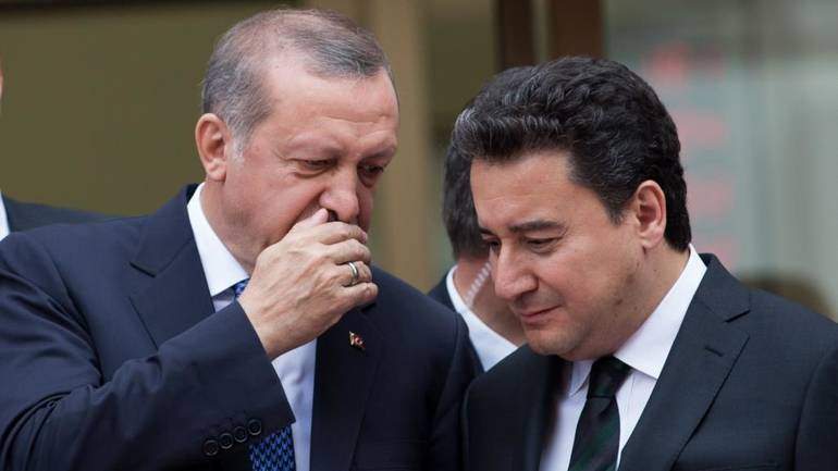 Babacan osniva novu stranku, Erdogan poručuje da će "izdajnici platiti visoku cijenu"