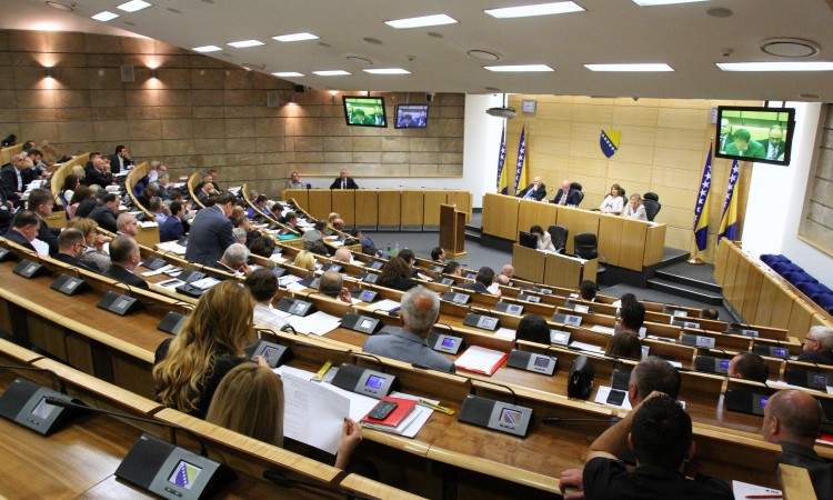 Četiri zaključka vanredne sjednice Parlamenta FBiH posvećene sigurnosti
