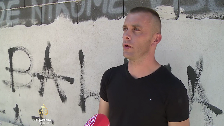 Adis Pokvić priznao da je na svojoj kući i automobilima ispisao uvredljive grafite!?