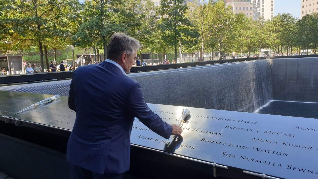 Komšić obišao Nacionalni memorijalni muzej 9/11 u New Yorku