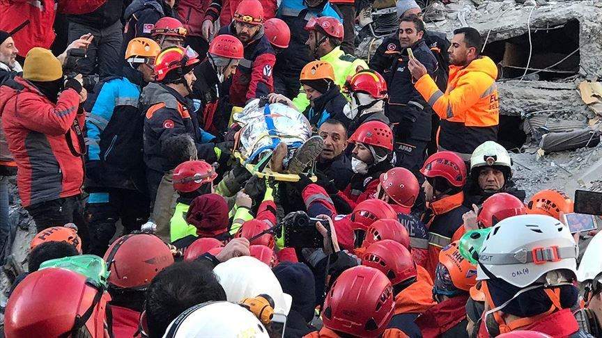 Spašena ispod ruševina nakon 17 sati