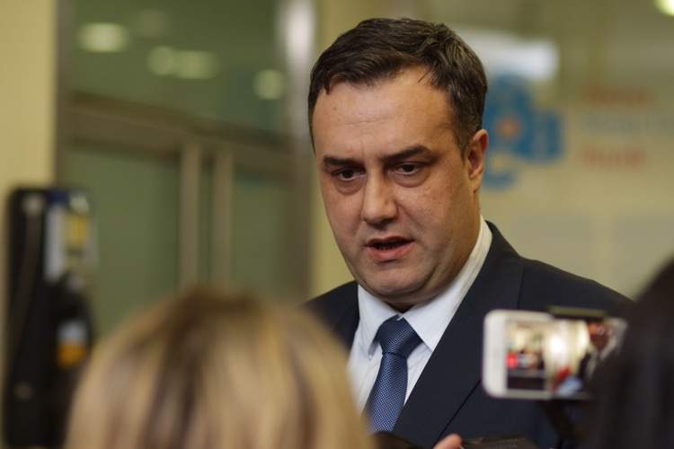 Sarajlić podnio ostavke na sve funkcije u SDA