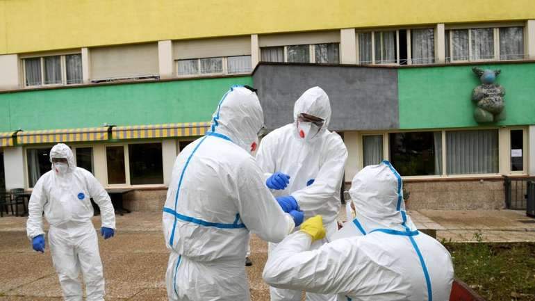 Kada će se pandemija završiti, a ljudi vratiti normalnom životu? 