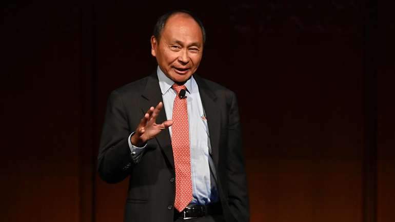 Fukuyama: Pandemija bi mogla donijeti Trumpov poraz na izborima