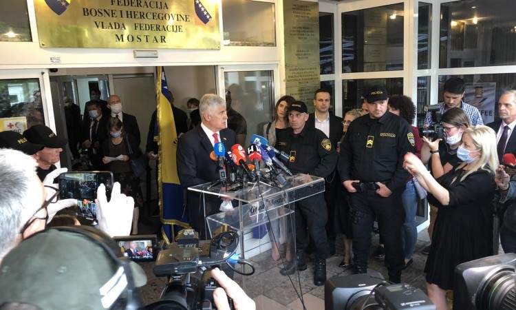 Čović i Izetbegović postigli sporazum o Mostaru