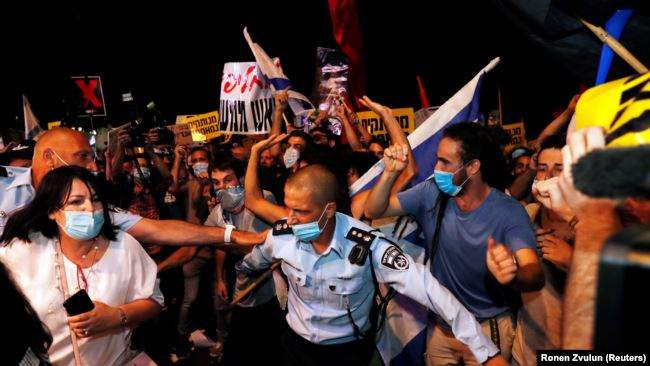 Najveće demonstracije protiv Netanjahua, u Jerusalimu demonstriralo više od 10.000 ljudi
