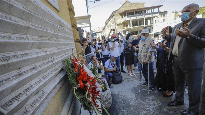 Sarajevo pamti nevine žrtve: Četvrt stoljeća od masakra na Markalama