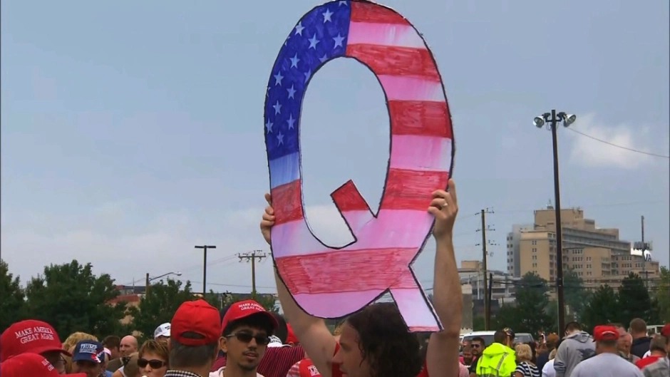 QAnon, teorije zavjere i američka demokratija (Video)