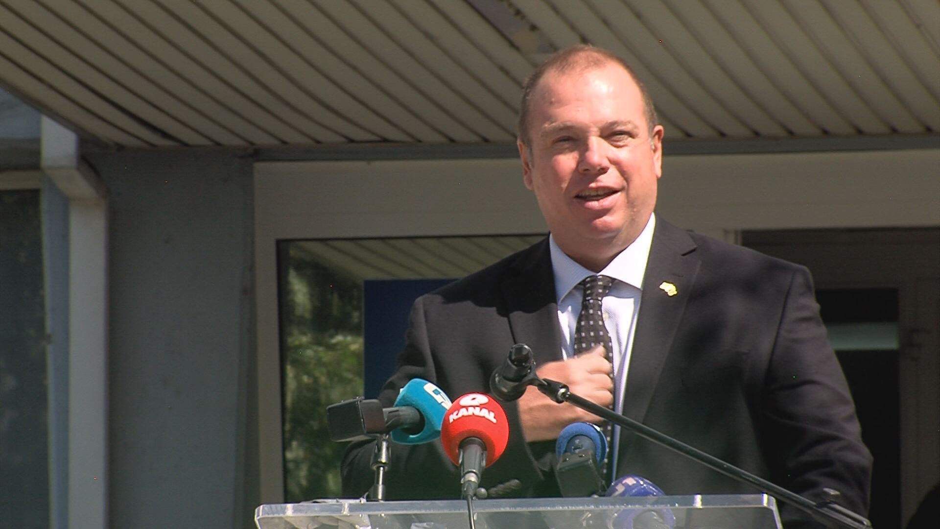 Eric Larson: Bosna umire zbog korupcije, očekujem optužnice u KS