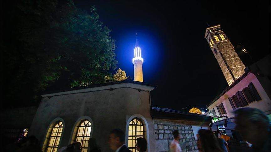 Muslimani večeras obilježavaju odabranu noć Lejletul-berat