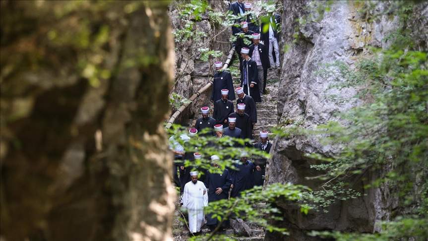 Održana centralna svečanost 511. Dana Ajvatovice