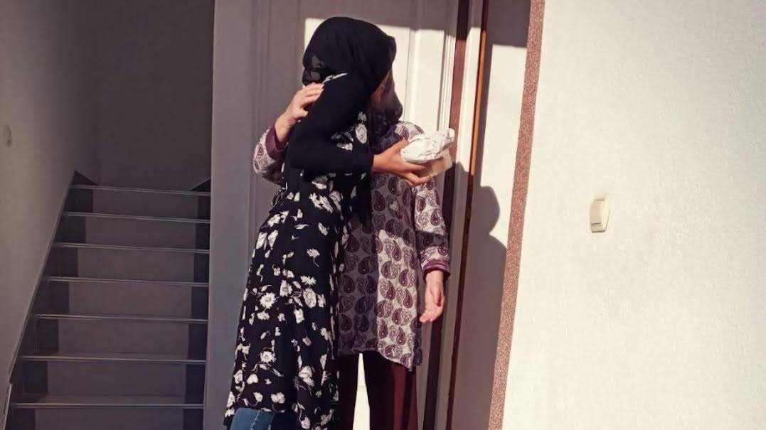 Divan primjer: Iftar dostavljaju na kućni prag roditeljima naših plemenitih šehida