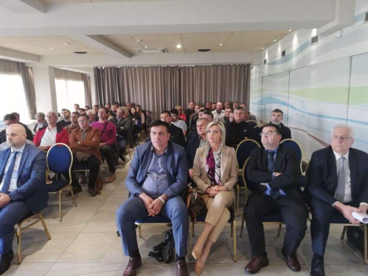 Razvojna banka FBiH u Orašju predstavila povoljne kreditne linije