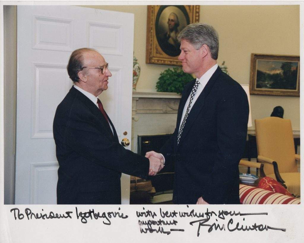 Šta je Clinton pisao Izetbegoviću 1995. povodom Dana nezavisnosti: Divimo se hrabrosti Vašeg naroda