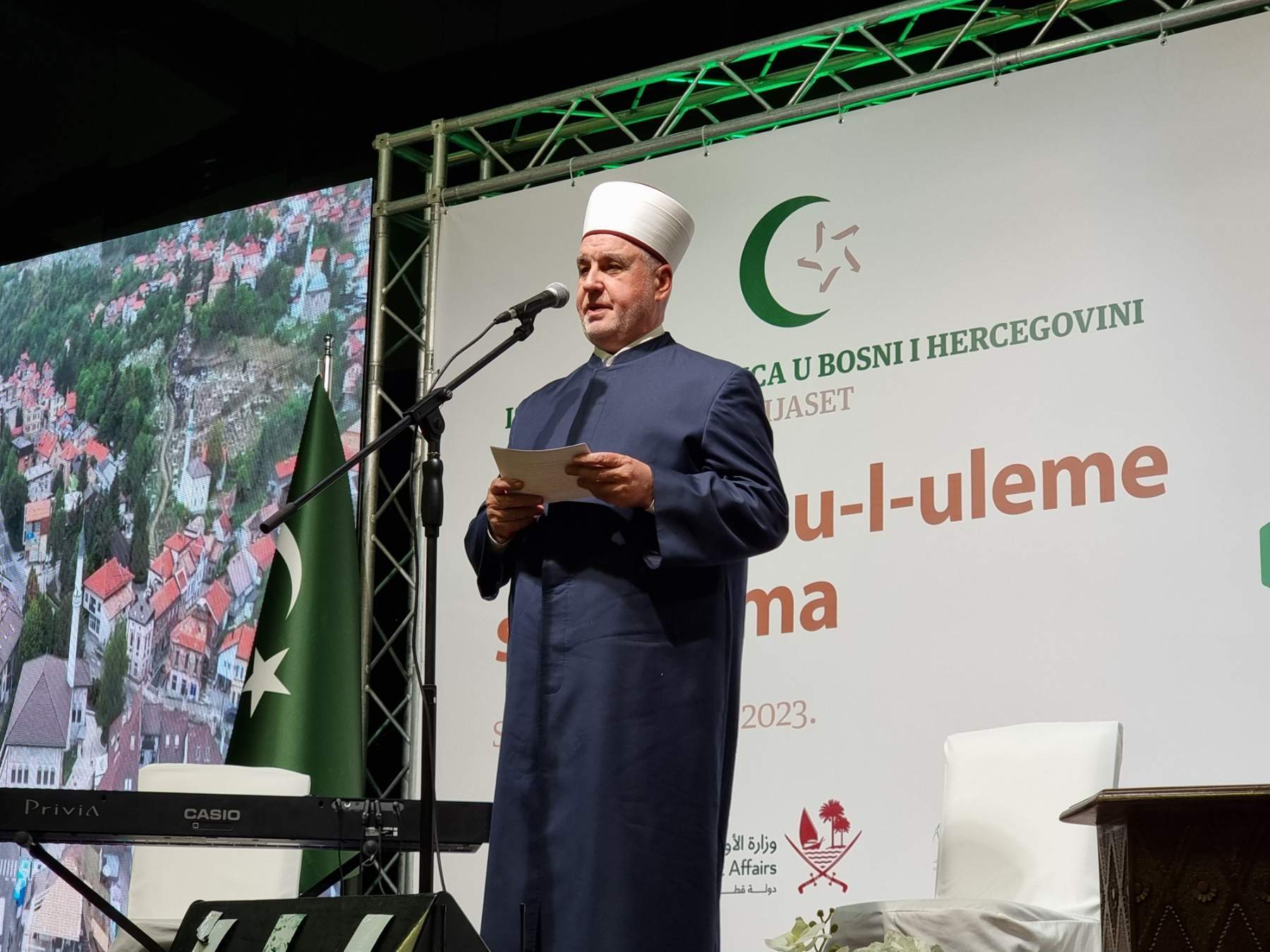 Pogledajte govor reisa Kavazović na iftaru sa mladima: Ne smijemo pristati na to da nas porobe