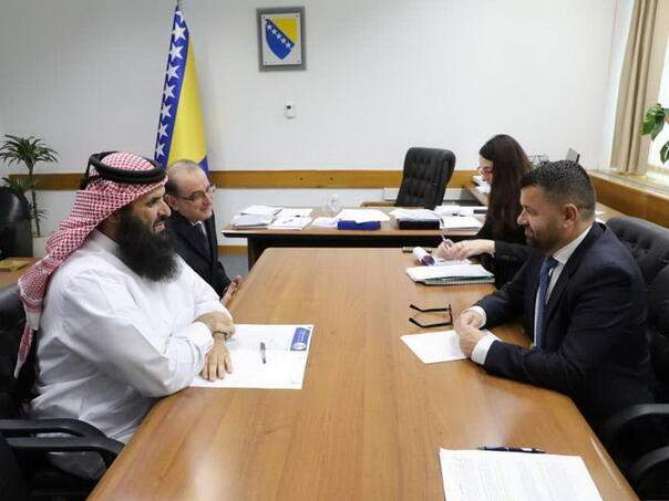 Podrška iz Katara: Od proljeća moguće stipendije za srednjoškolce iz BiH