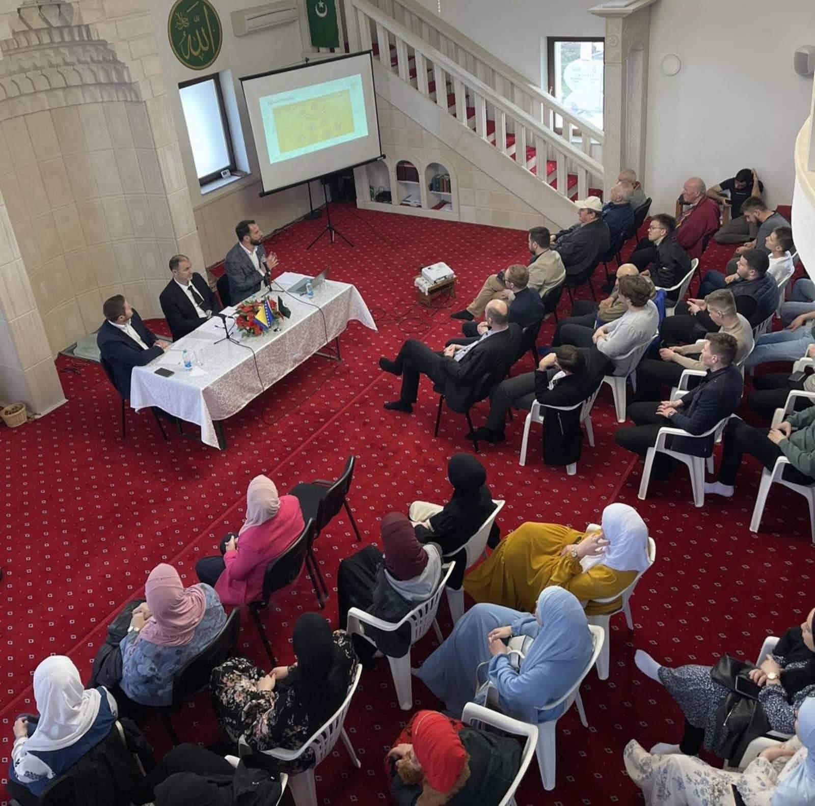 "Hafizi Kur'ana-plemići Ummeta"