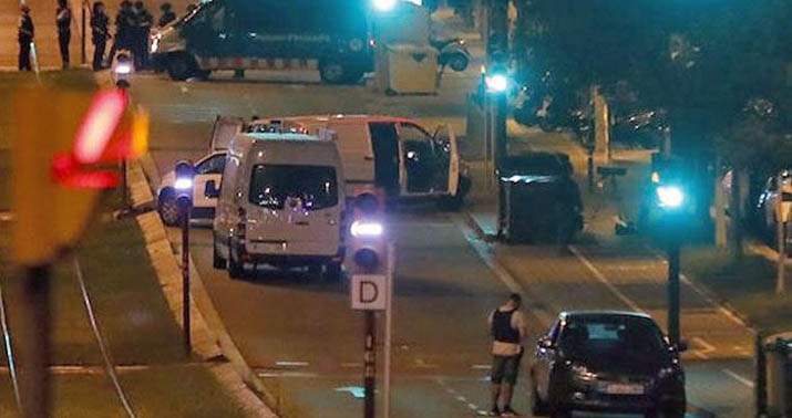 Novi napad u Španiji, ubijena petorica napadača (Video)