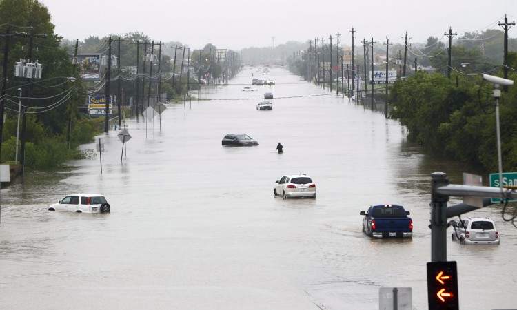 Uragan Harvey izazvao nezapamćene poplave u Texasu, dvoje mrtvih