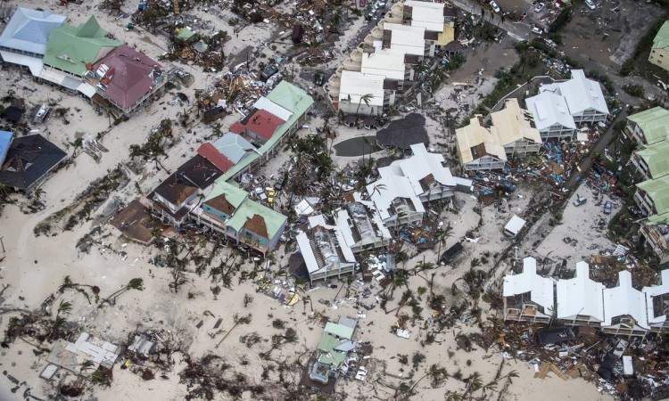 Uragan Irma pogodio istočnu obalu Floride