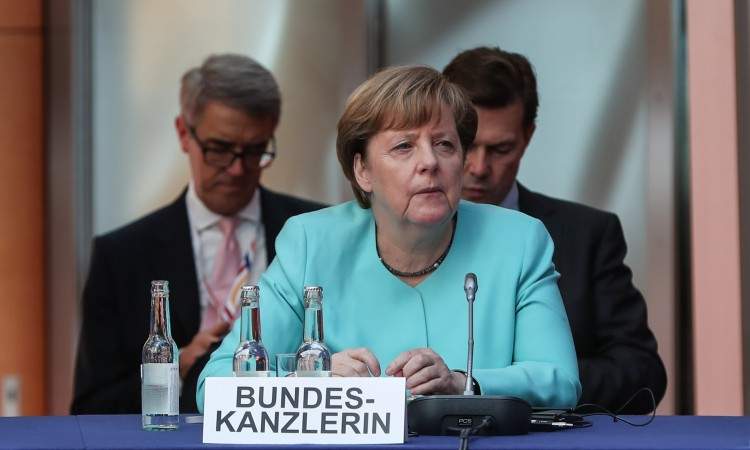 Merkel je favorit, neizvjesno ko će činiti koaliciju nakon izbora