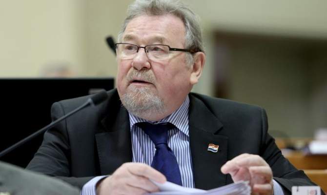 Šeks: Vučić je četnik, fućka mi se što je predsjednik