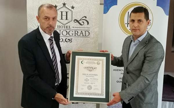 Hotelu Tehnograd uručen certifikat za halal kuhinju