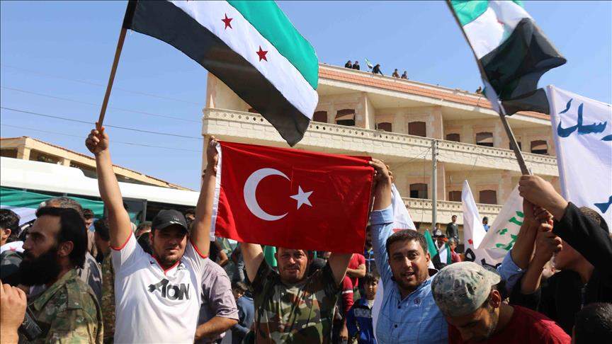 Stanovnici sirijske provincije Idlib pozdravljaju dolazak turske vojske