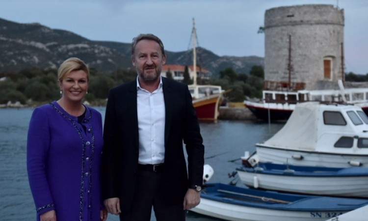 Grabar-Kitarović - Izetbegović: Poštivanje ravnopravnosti dviju država