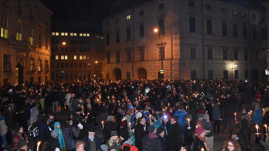 Na ulicama Beča 10 hiljada ljudi na protestima protiv ekstremne desnice