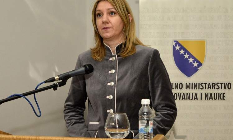 Ministrica Dilberović nagradila 54 najbolja učenika u Federaciji BiH