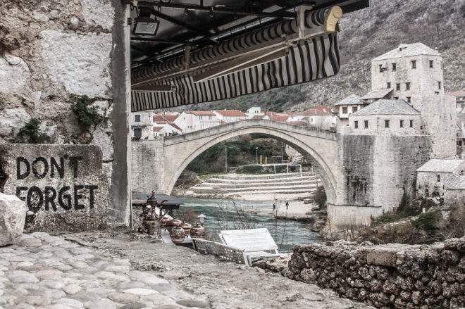 Vedrana Rudan: Sramit ću se do smrti zbog kostura u logoru Dretelj
