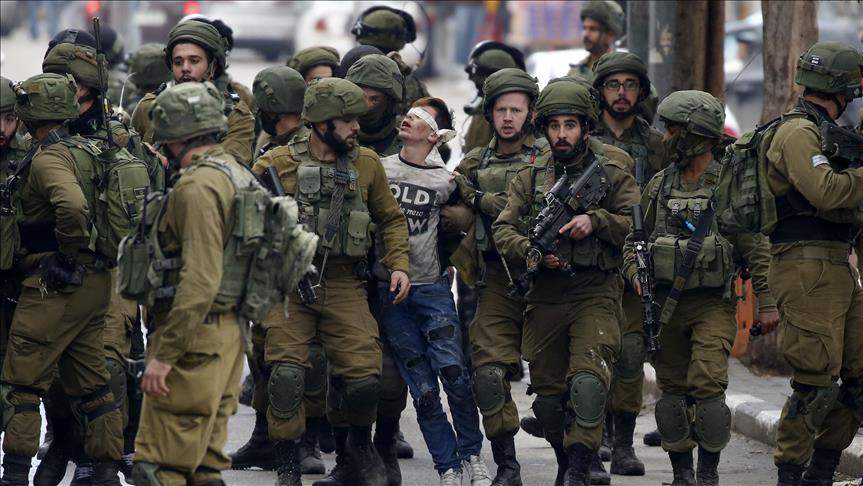 Maloljetni Palestinci podvrgnuti ispitivanjima, batinama i pritvaranju