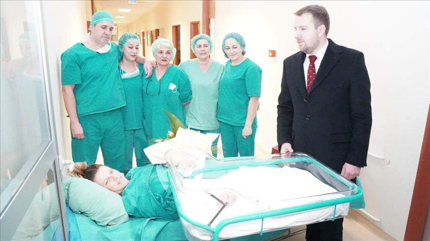 Prva beba u Novoj 2018. godinu u Sarajevu rođena pet minuta iza ponoći 