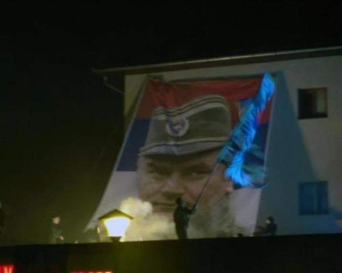 Uz himnu Srbije i veličanje Ratka Mladića u Foči slavljen "Dan RS-a"