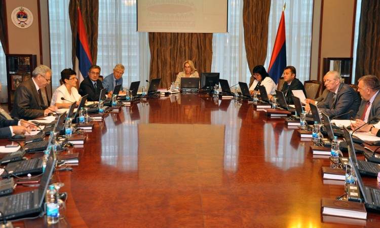 RS TONE KAO TITANIK: Ukupn dug čak 5,5 milijardi KM!