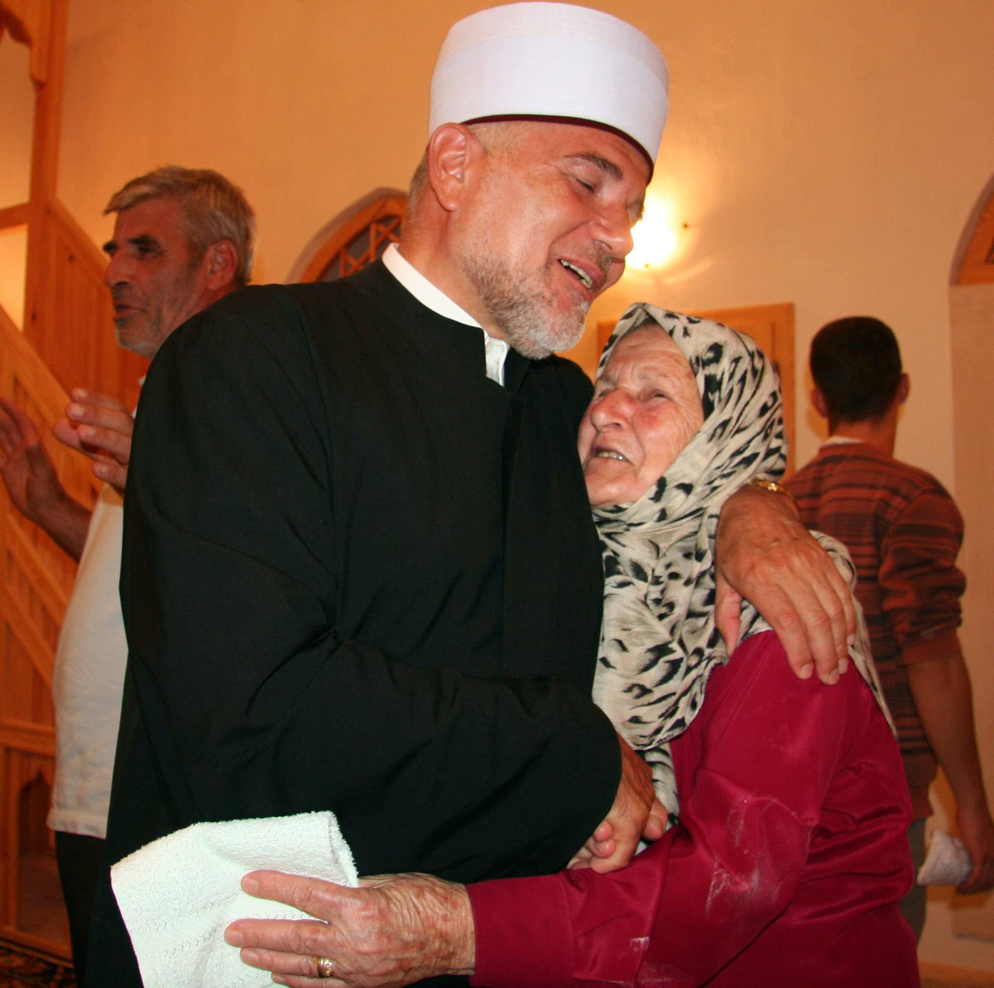 buna3.jpg - Nena Džemila kazala je muftiji: Teretit ću te na Sudnjem danu ako džamija ne bude obnovljena
